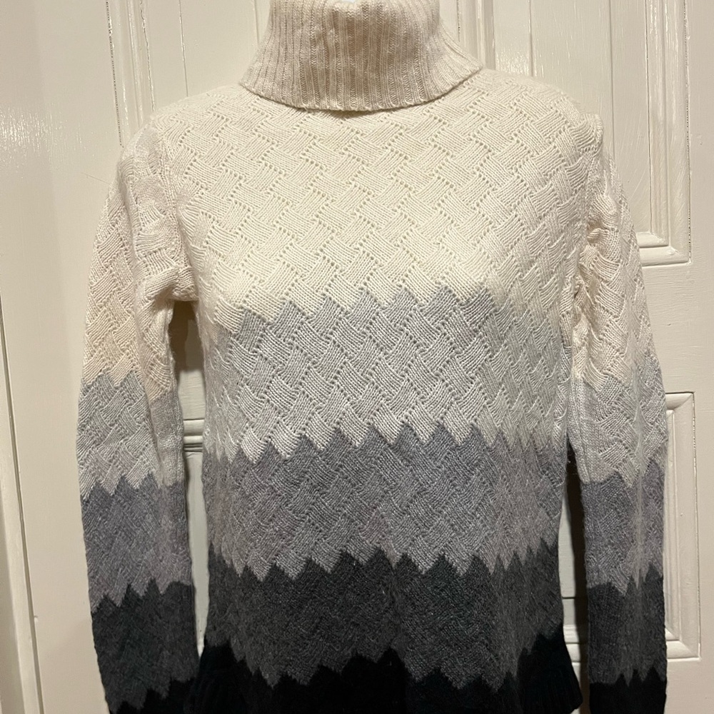 Orvis Turtleneck Sweater Black Grey Cream BEAUTIFUL MINT Size Small